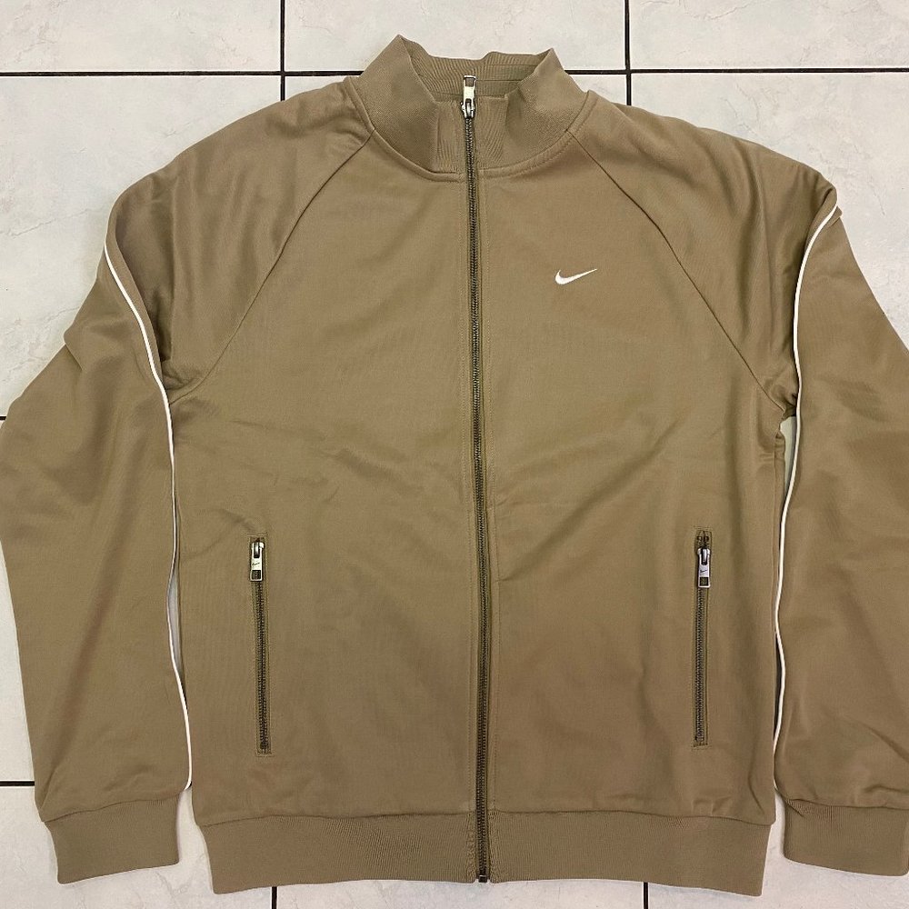 Nike Authentics Solo Swoosh Khaki Tan Brown Track Jacket DQ5003-247 BRAND NEW